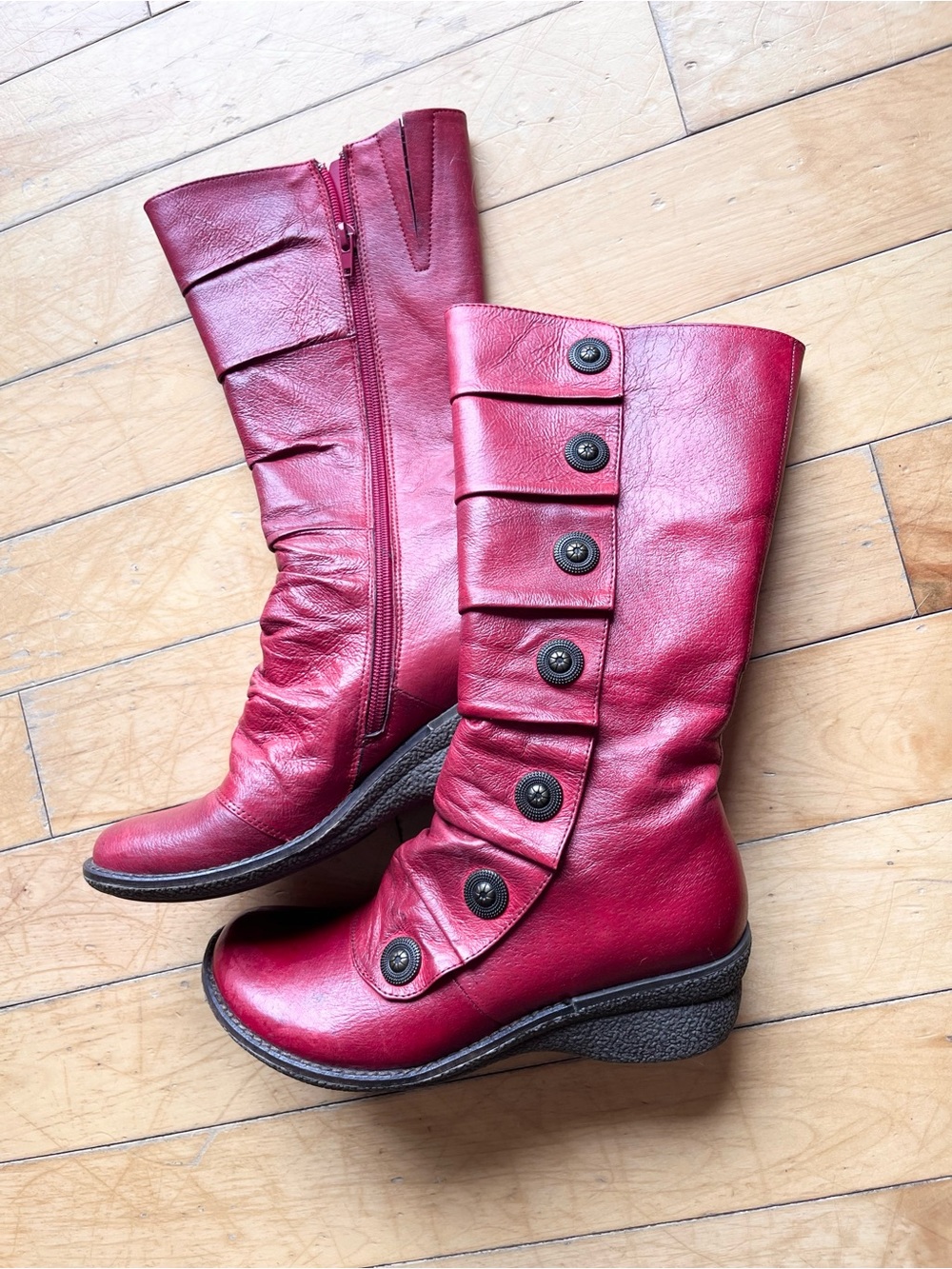 Miz Mooz Red Leather Mid‑Calf Button Detail Boots Size 37